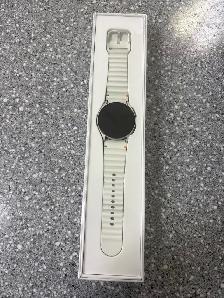 Samsung Galaxy 7 40mm GPS Boxed SM-L300 Smart Watch