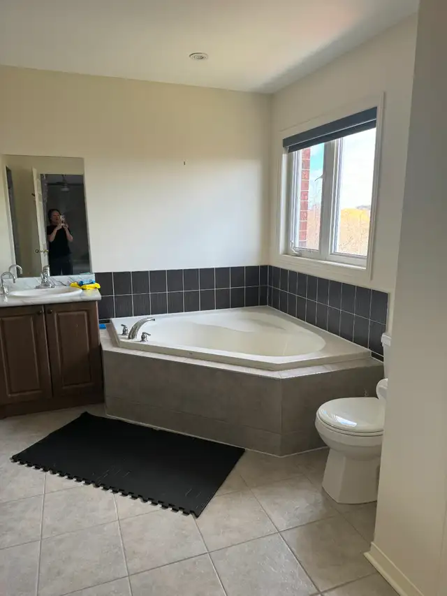 Master Bedroom | Shared Kitchen | Close to York University - Photo 7