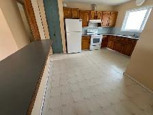 house for rent main suite - Photo 2