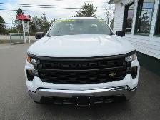 2024 Chevrolet Silverado 1500 Work Truck | 5.3L V8 | A/C | Power - Photo 3