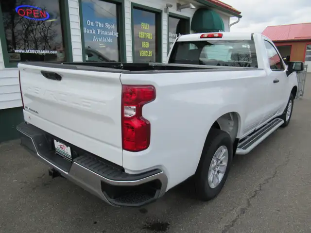 2024 Chevrolet Silverado 1500 Work Truck | 5.3L V8 | A/C | Power - Photo 9