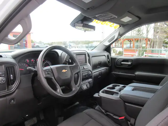 2024 Chevrolet Silverado 1500 Work Truck | 5.3L V8 | A/C | Power - Photo 12