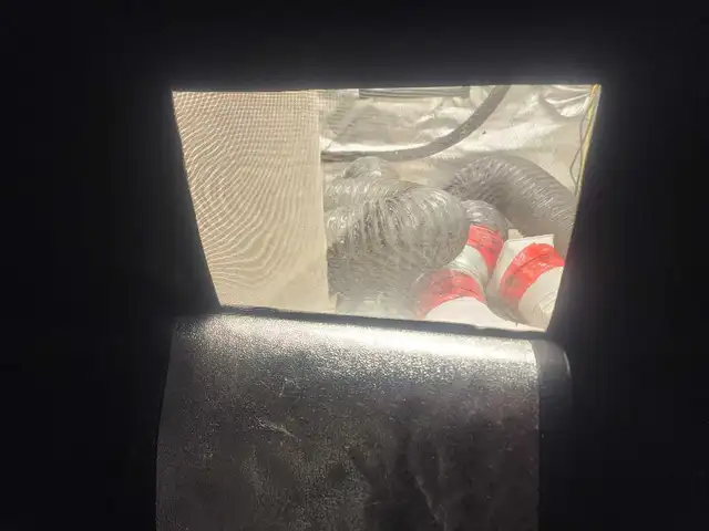 Grow Tent Complete Setup Cheap!! - Photo 3