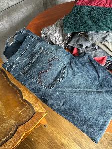 stack of clothes - Photo 3