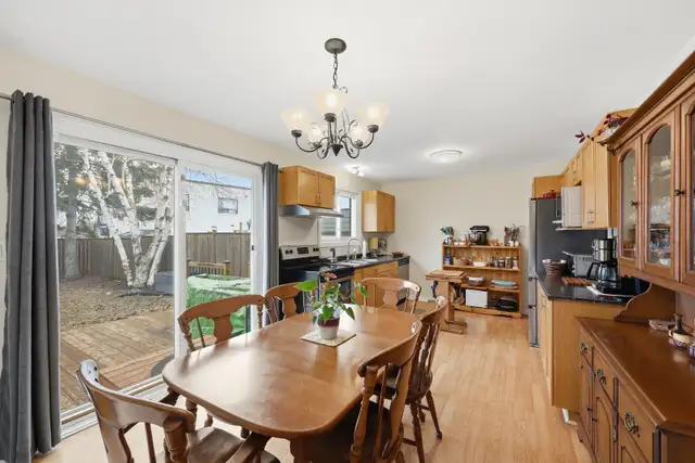 Clean and Bright Townhome for Sale - Photo 3
