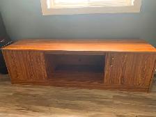 TV STAND - Photo 3