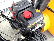 CUB CADET FULLY EQUIPPED 24 INCH SNOWBLOWER - Photo 7
