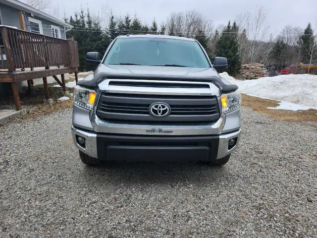 2014 toyota tundra 4.6L