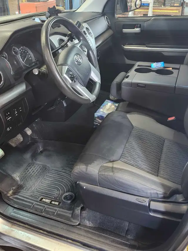 2014 toyota tundra 4.6L - Photo 7