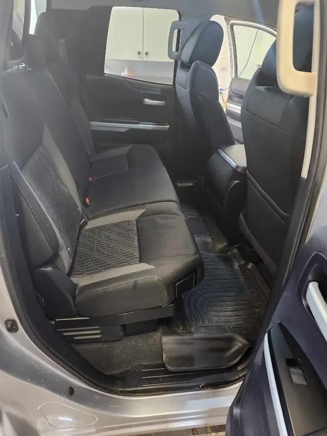 2014 toyota tundra 4.6L - Photo 9