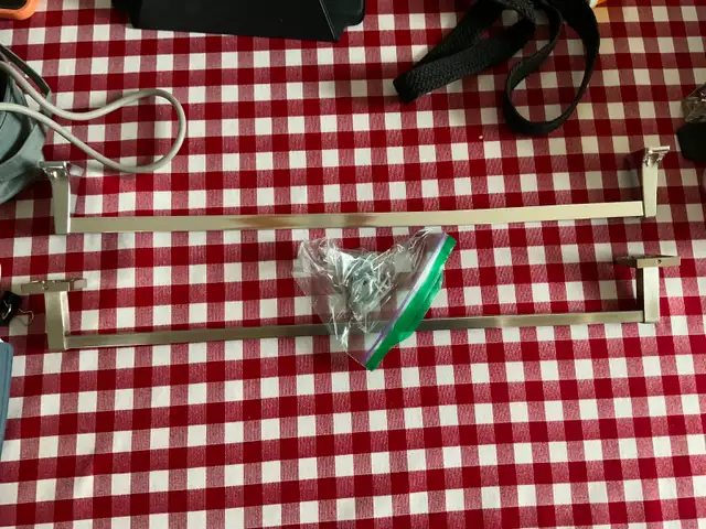 Pôle à serviette de bain