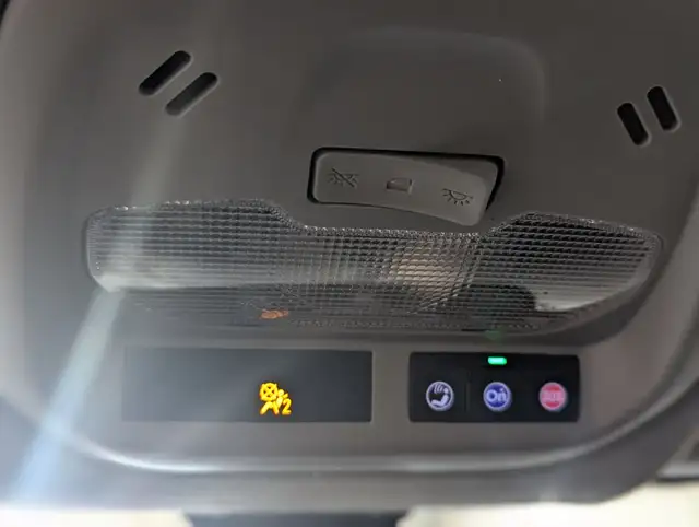 2021 Chevrolet Spark LT  WITH LOW LOW KILOMETERS! - Photo 11