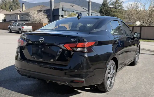 Nissan VERSA SV 2024 - Photo 4