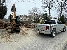 demolition crew / framing - Photo 3