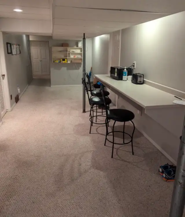 Furnished room by UofM near busstop, for male student - Photo 6