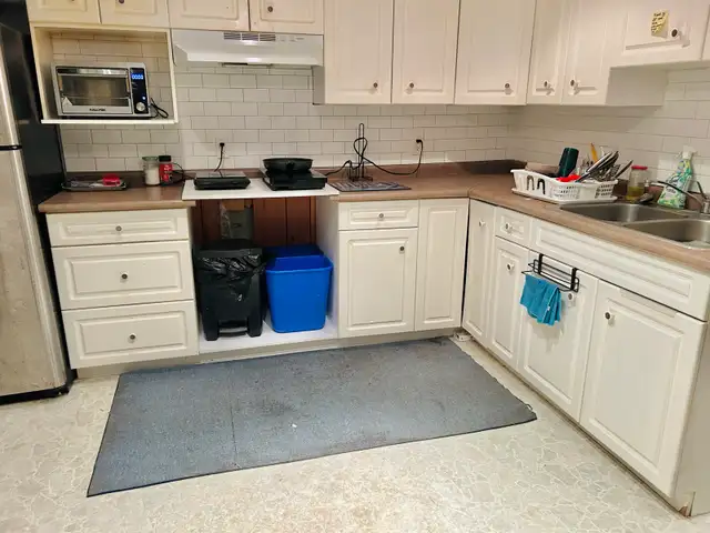 Furnished room by UofM near busstop, for male student - Photo 7
