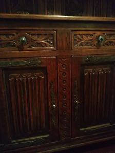 Beautifully carved antique sideboard - Photo 5