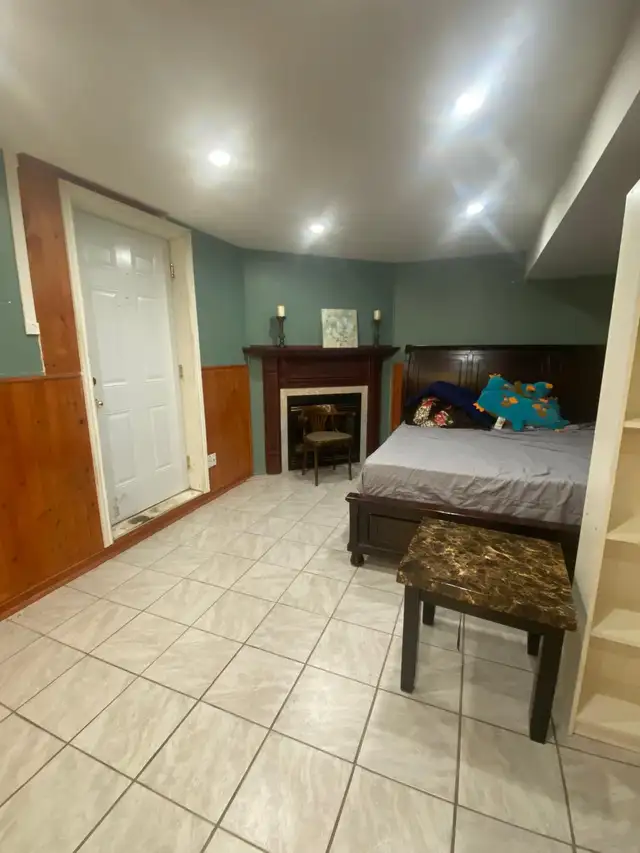 1-Bedroom Basement for Rent - Photo 2
