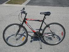 LIKE NEW 26' SUPERCYCLE SC1800 SERIES 18 SPEED MOUNTAIN BIKE! - Photo 4