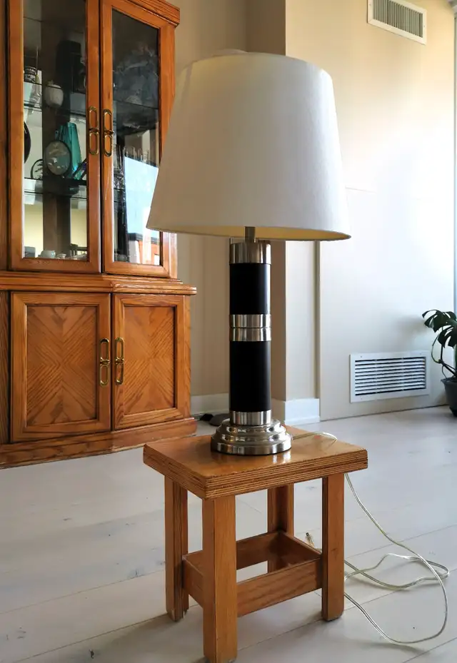 Modern Stylish Desk Lamp - Photo 2