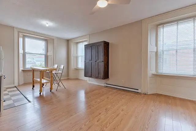 Bachelor Apartment For Rent - Photo 3