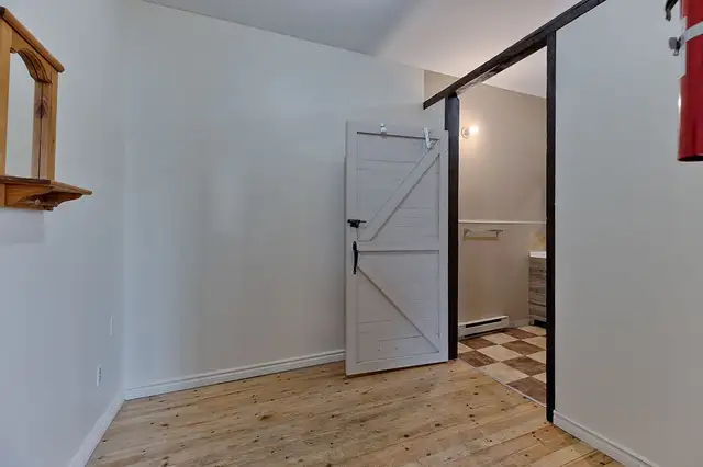 Bachelor Apartment For Rent - Photo 6