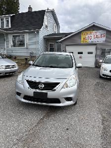 2012 Nissan Versa SV