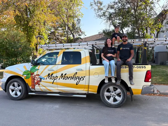 Mop Monkeys | Professional Window, Gutter & Pressure Washing