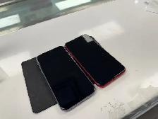 Unlocked Apple Iphone XR with 1 year warranty - Photo 3