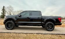 2022 Ford F150  Black Appearance Package Lots of Extras, 103KM - Photo 4