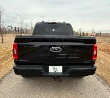 2022 Ford F150  Black Appearance Package Lots of Extras, 103KM - Photo 7
