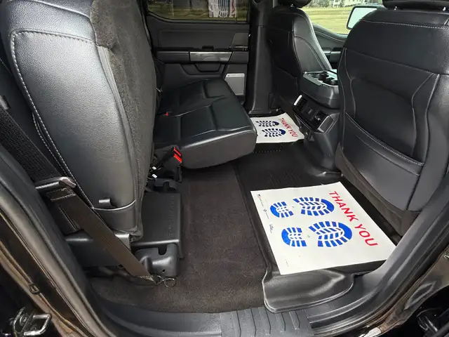 2022 Ford F150  Black Appearance Package Lots of Extras, 103KM - Photo 15