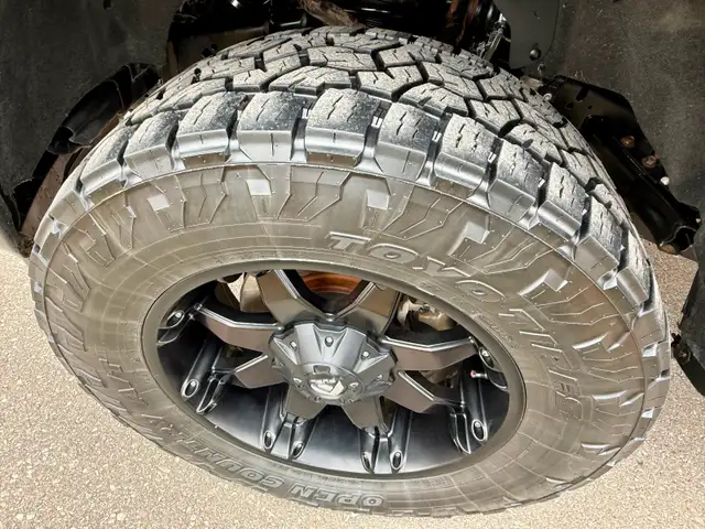 2022 Ford F150  Black Appearance Package Lots of Extras, 103KM - Photo 18