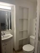 lake view rooms ,near bridge in west kelowna for rent - Photo 5