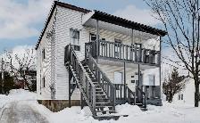 4 1/2 Secteur universitaire. Disponible 1er Juillet 2026!