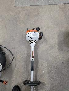 Stihl Kombisystem power head with brush attachment - Photo 4