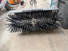 Stihl Kombisystem power head with brush attachment - Photo 5