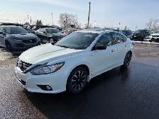 2018 Nissan Altima - Photo 3