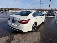 2018 Nissan Altima - Photo 6