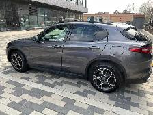 2018 Alfa Roemo Stelvio 4 AWD DR Sport - Photo 2