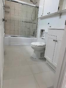 Métro Fabre (à côté) Ligne bleue grand 5 1/2 rénové - Photo 3