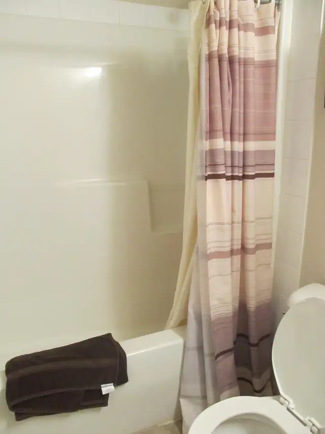 NICEST SUITE IN THE BUILDING - CHECK FOR YOURSELF! - Photo 8