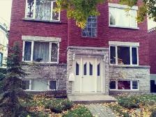 Grand 5 ½ à LaSalle.Disponible 1 juillet.