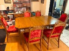 Dining Table and 6 Chairs