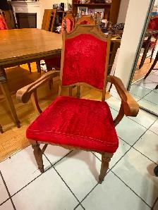 Dining Table and 6 Chairs - Photo 3