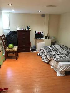Basement Room for Rent (Male) from May 1 in Scarborough - Photo 5