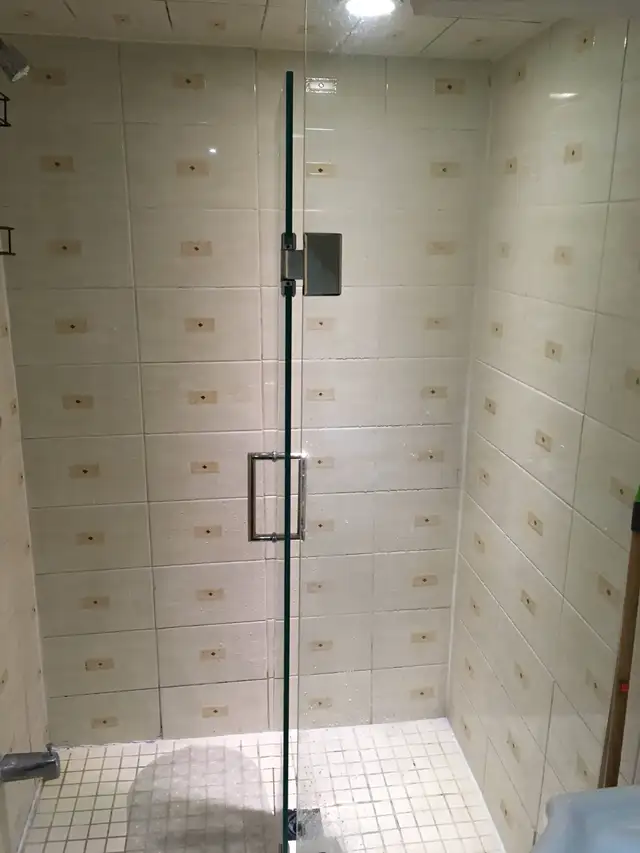 Basement Room for Rent (Male) from May 1 in Scarborough - Photo 6