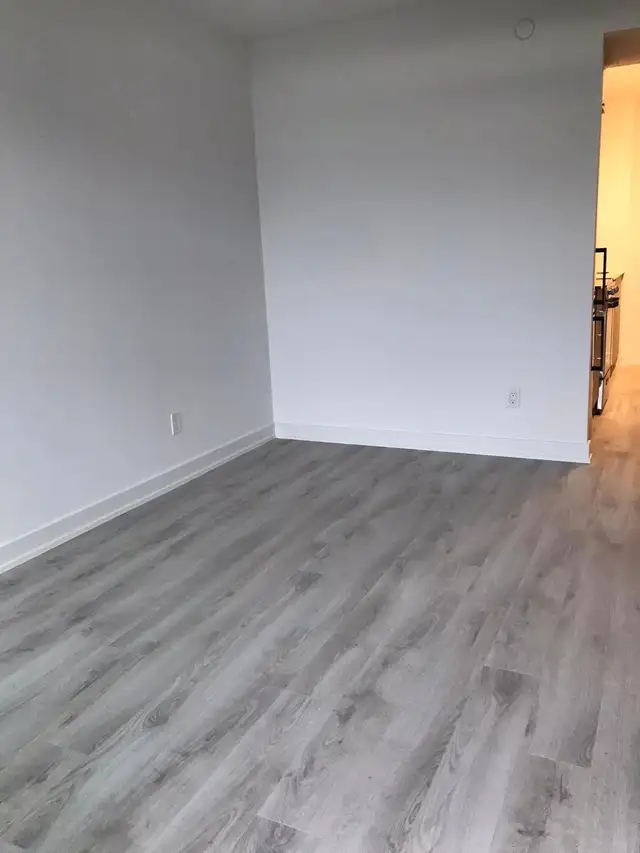 YORKDALE 1 BED/1 BATH CONDO FOR RENT - Photo 9