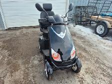 MOBILITY SCOOTER / BRAND NEW SHOK NVIGATOR / 4 WHEEL - 60V, 800W - Photo 7