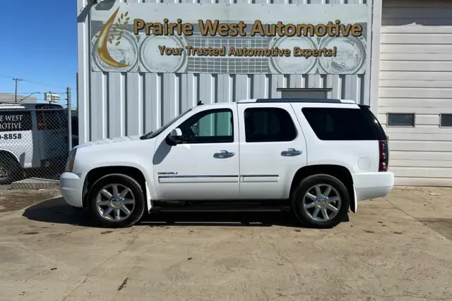 2013 GMC Yukon Denali AWD - Photo 8